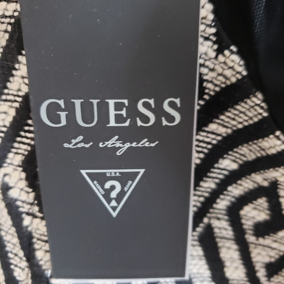 New with tags! Guess Black and White Pattern Dress - Picture 8 of 9